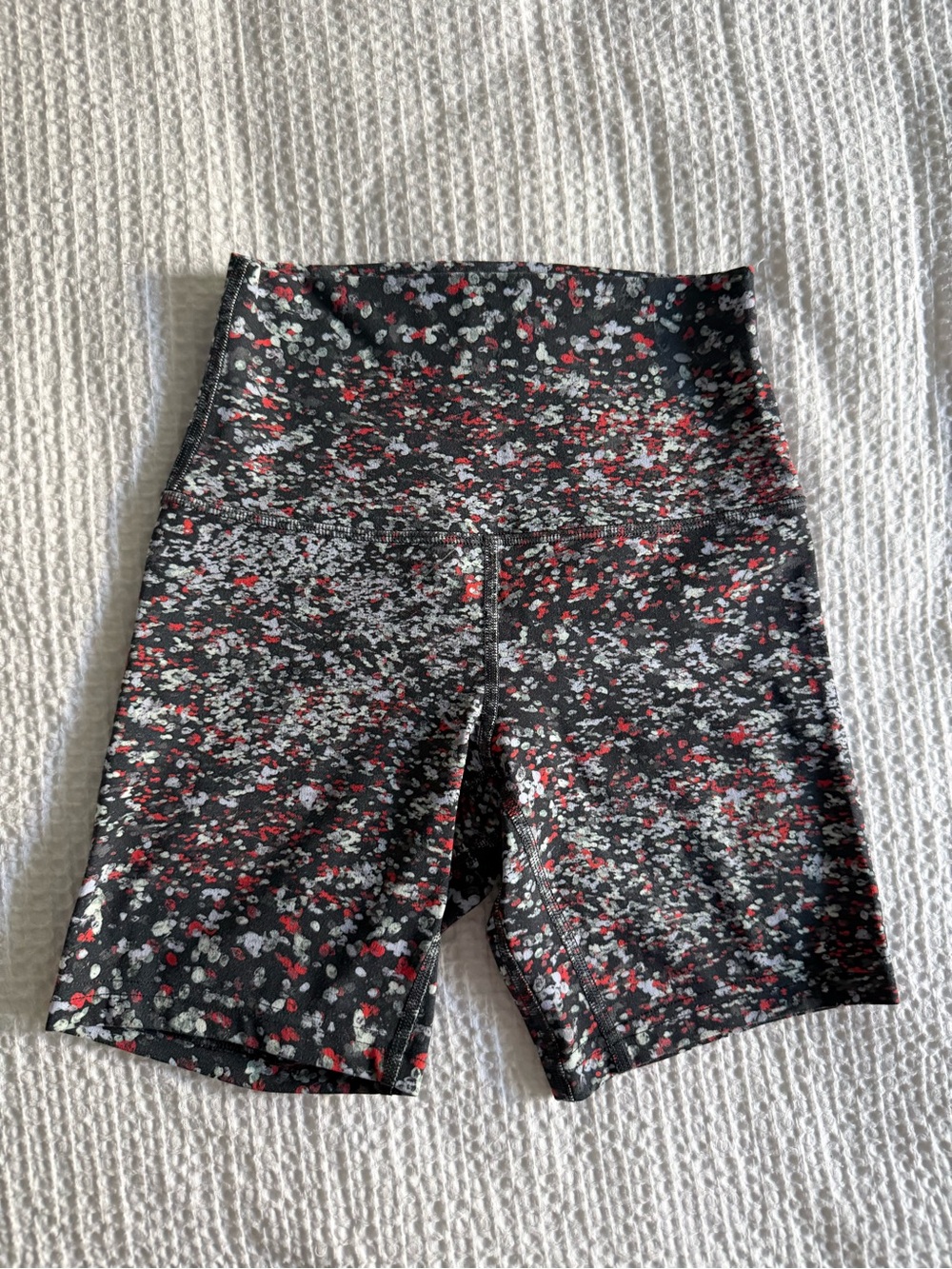 Lululemon 6” Align Shorts Polka Dot Pattern